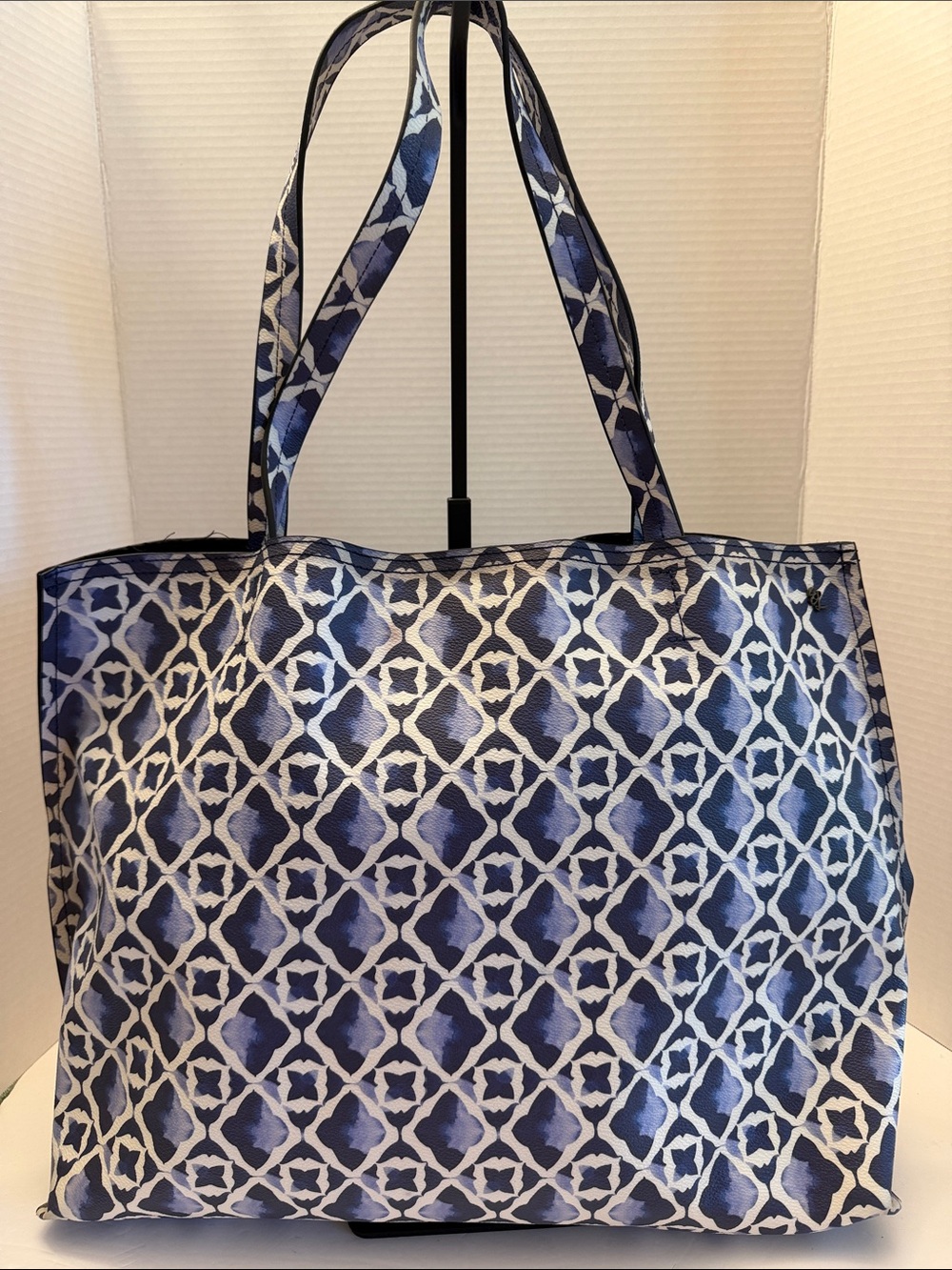 Elliott Lucca Geometric Faux Leather Tote Bag NWOT